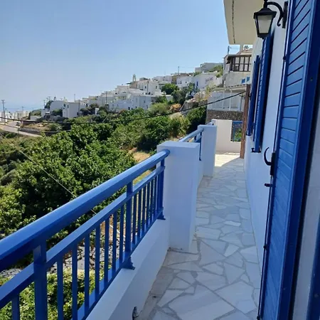 Aperanto House In Arnados, Tinos *
