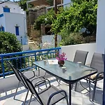 Aperanto House In Arnados, Tinos Tatil Evi