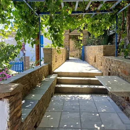 Aperanto House In Arnados, Tinos Arnados