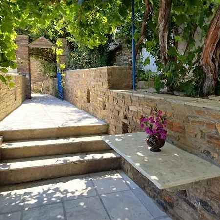 Aperanto House In Arnados, Tinos Ferienhaus Arnados