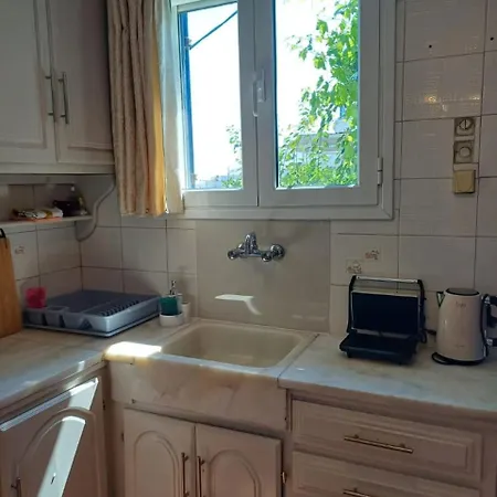 Aperanto House In Arnados, Tinos بيت للعطل *