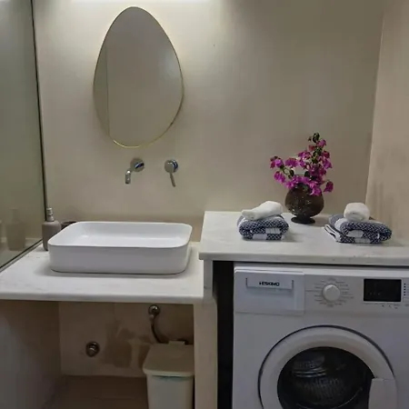 Aperanto House In Arnados, Tinos