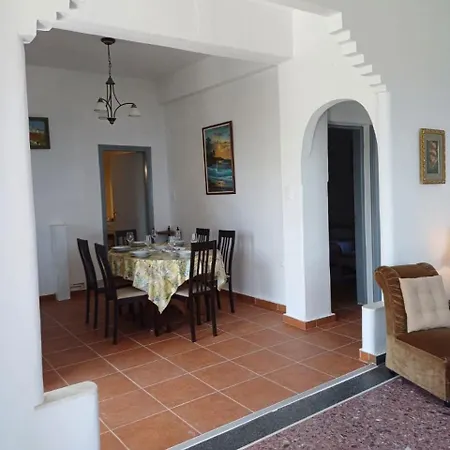 Aperanto House In Arnados, Tinos