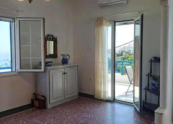 Aperanto House In Arnados, Tinos